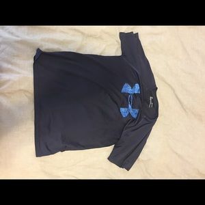 Under armor shirt